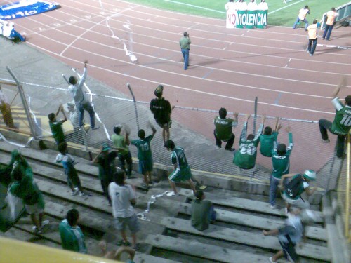 Deportive Cali scores and the crowd goes wild