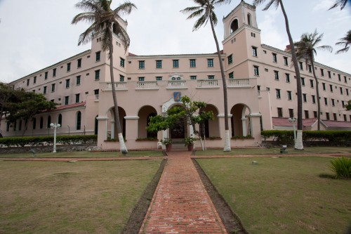 Hotel Caribe - front view of the main building