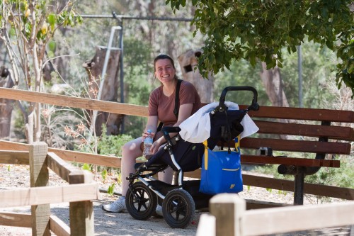 Leanne and Andres take a break in the walk-through aviary at the Wagga Wagga botanic gardens