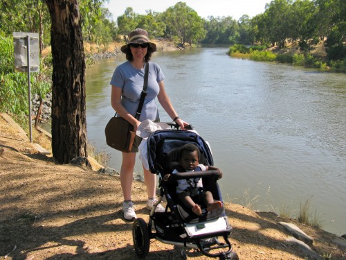 Leanne and Andres by the Murrumbidgee River at Wagga Wagga